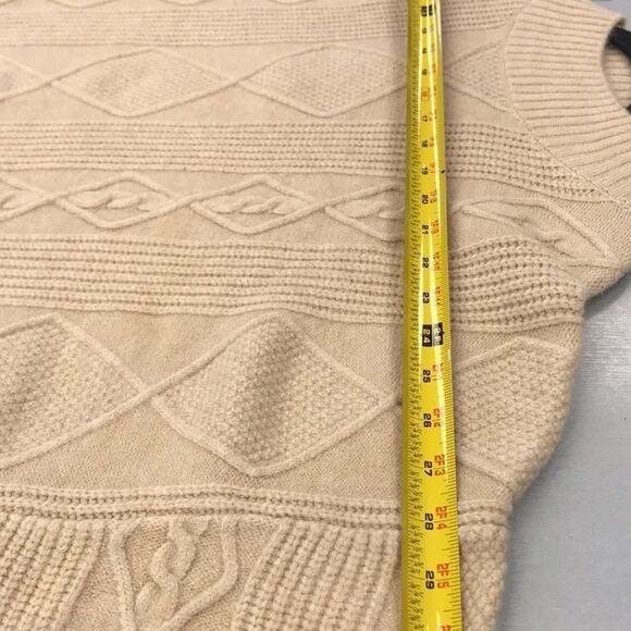 MNG Sweater  - Picture 13 of 15